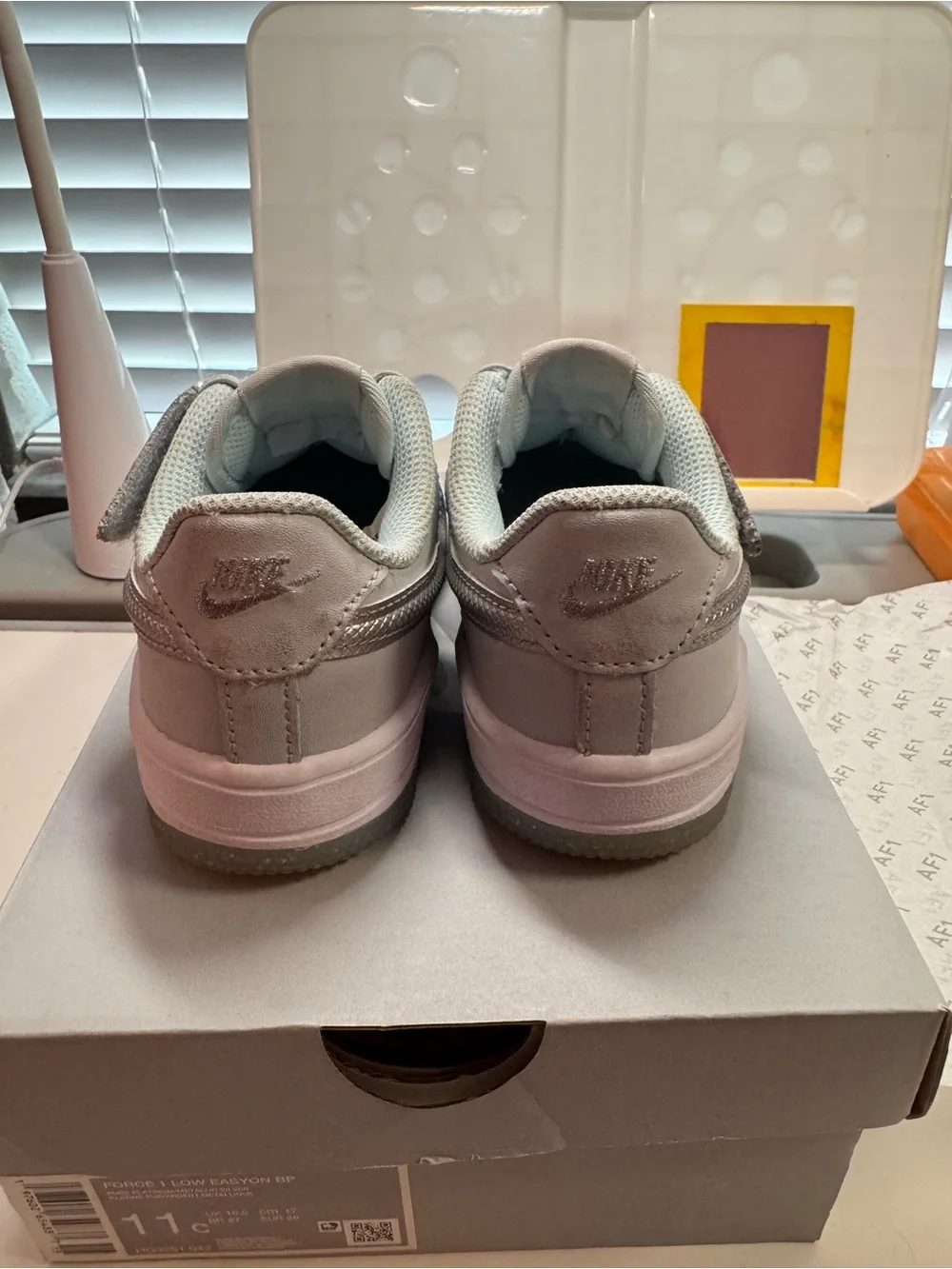 Nike AF1 Low-Top Sneakers in Mint Green and Light Gray